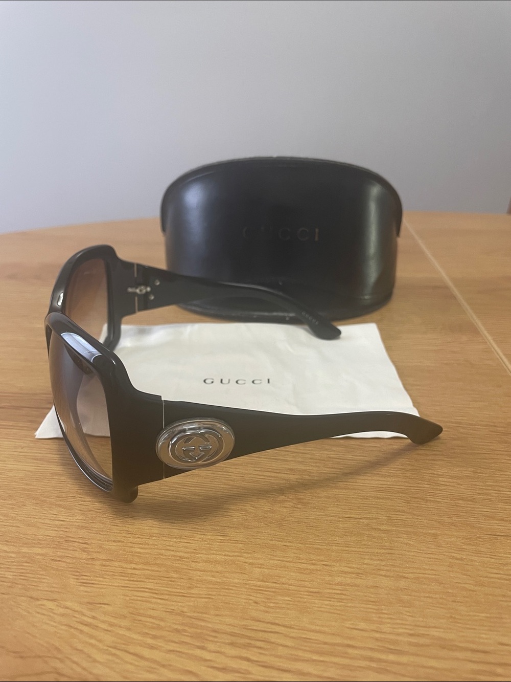 Authentic Gucci Black Oversized Sunglasses with Silver Logo Medallions
